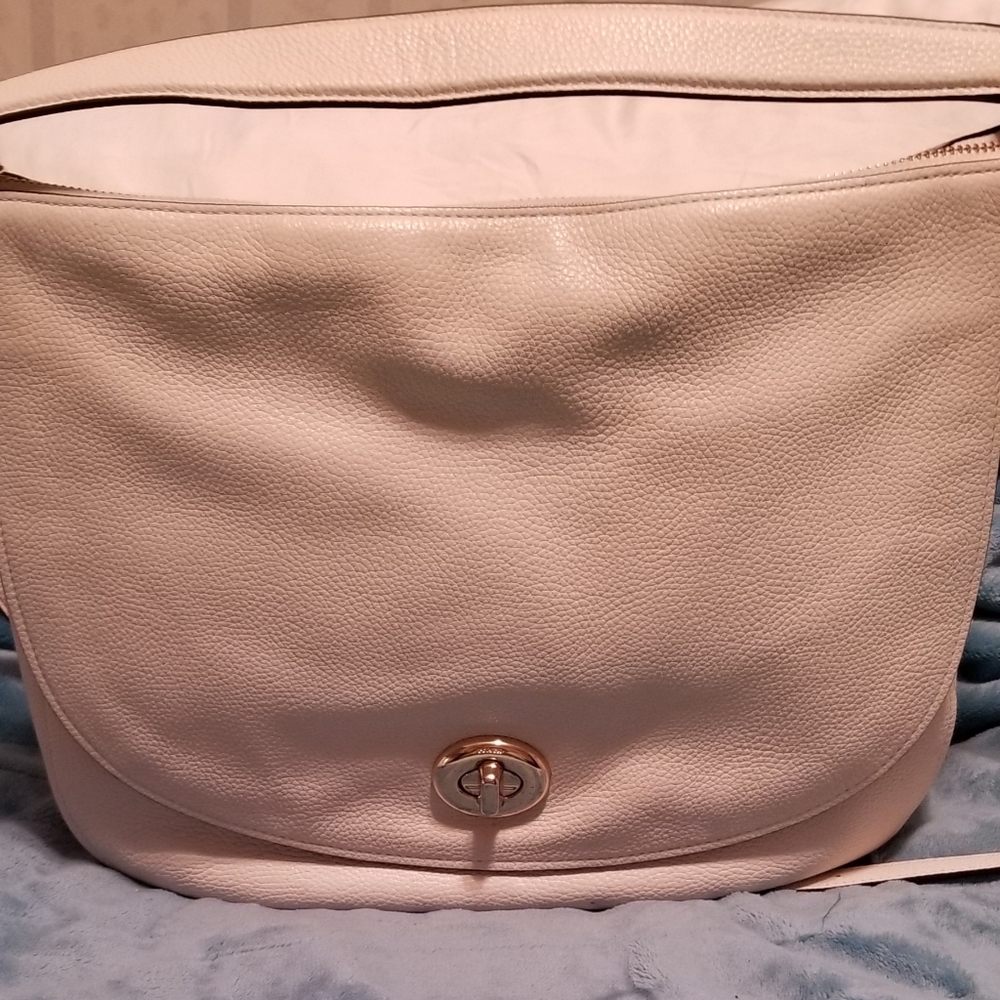 COACH Turnlock Hobo